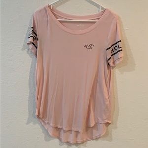 hollister branded tshirt